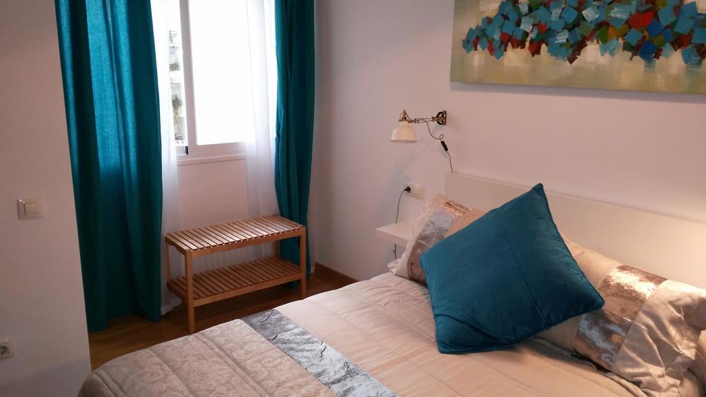 Mitjana Plaza Lägenhet Málaga Exteriör bild