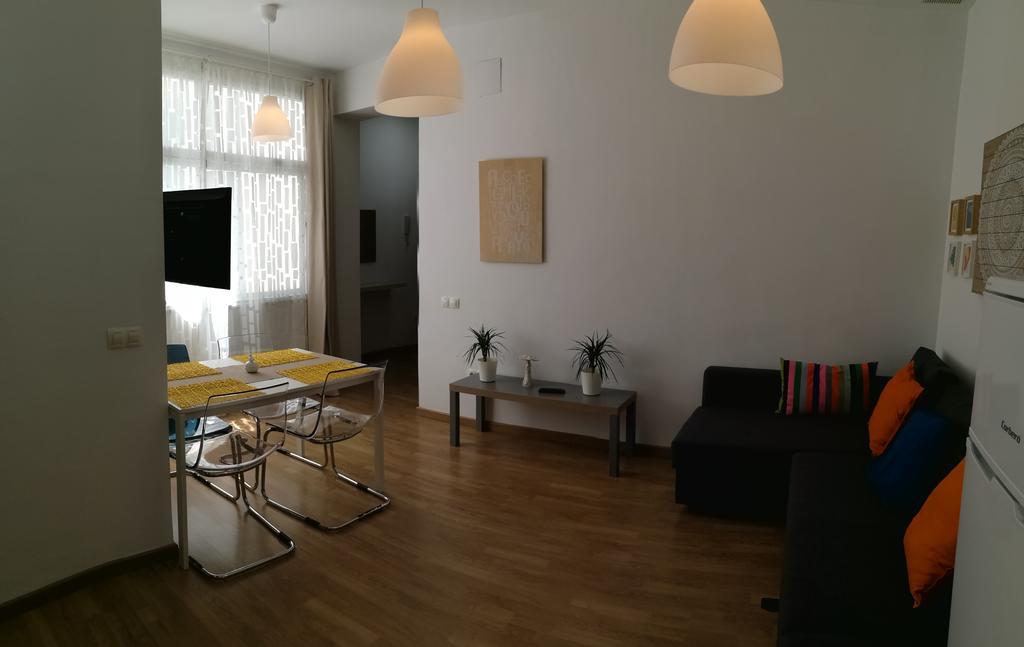 Mitjana Plaza Lägenhet Málaga Exteriör bild