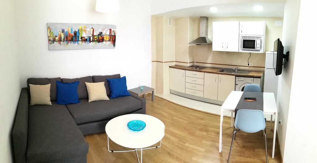 Mitjana Plaza Lägenhet Málaga Exteriör bild
